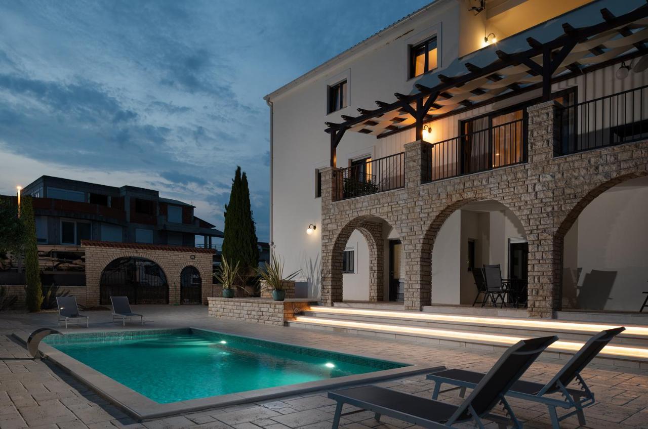Villa Jalan فرسي المظهر الخارجي الصورة